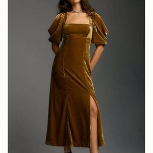 Anthropologie Short-Sleeve Square-Neck Velvet Midi Dress